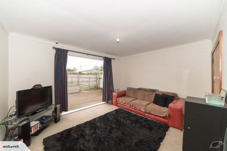 Photo of property in 33 Thomson Street, West End, Palmerston North, 4412