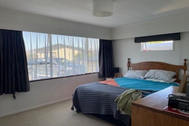 Photo of property in 15a Murphy Road, Taradale, Napier, 4112