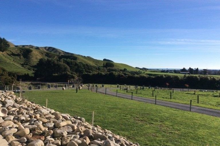 Photo of property in 99 Mickell Road, Hautere, Otaki, 5582