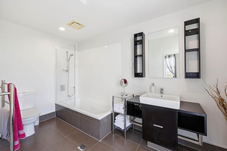 Photo of property in 15/63 Kestev Drive, Flat Bush, Auckland, 2016