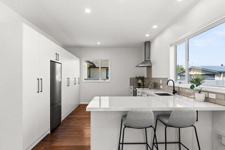 Photo of property in 44 Douglas Mclean Avenue, Marewa, Napier, 4110