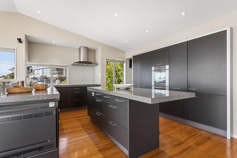 Photo of property in 9 Galilee Lane, Clifton, Christchurch, 8081