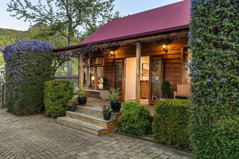 Photo of property in 50 Centennial Avenue, Arrowtown, 9302