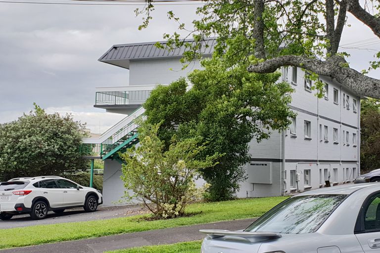 Photo of property in 2/4 Moana Street, Frankton, Hamilton, 3204