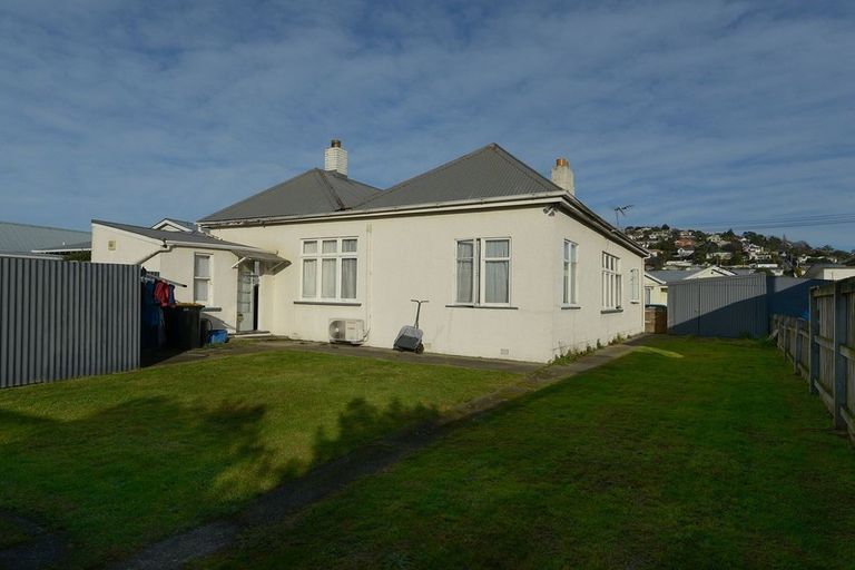 Photo of property in 16 Richmond Street, Forbury, Dunedin, 9012