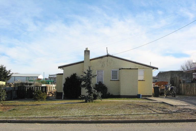 Photo of property in 2 Stafford Street, Ranfurly, 9332