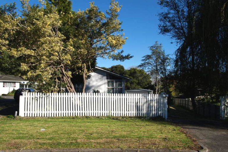 Photo of property in 74 Henwood Road, Mangere East, Auckland, 2024