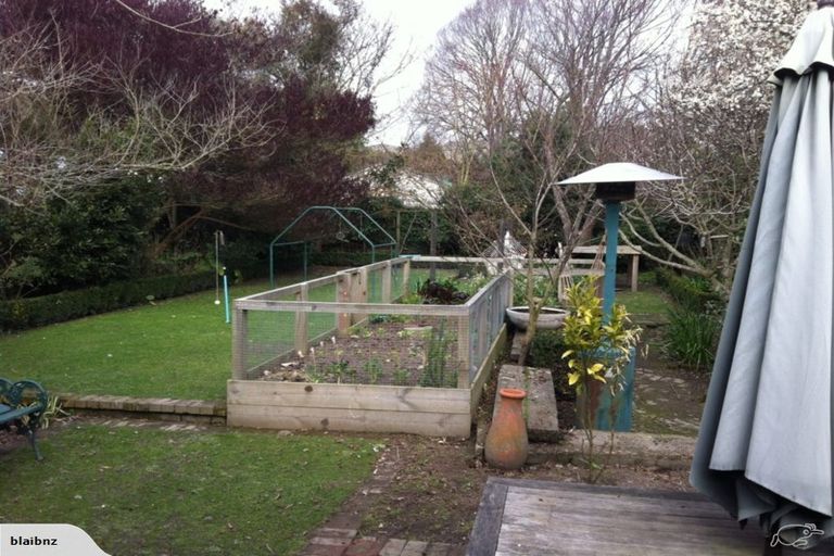 Photo of property in 78 Corson Avenue, Beckenham, Christchurch, 8023