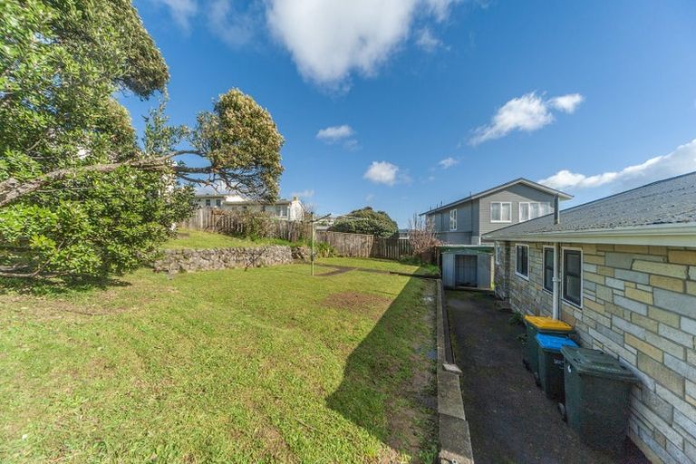 Photo of property in 191 Bedford Street, Cannons Creek, Porirua, 5024