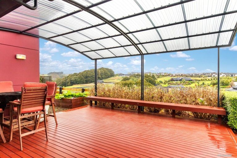 Photo of property in 17 William Andrew Road, Pukekohe, 2120