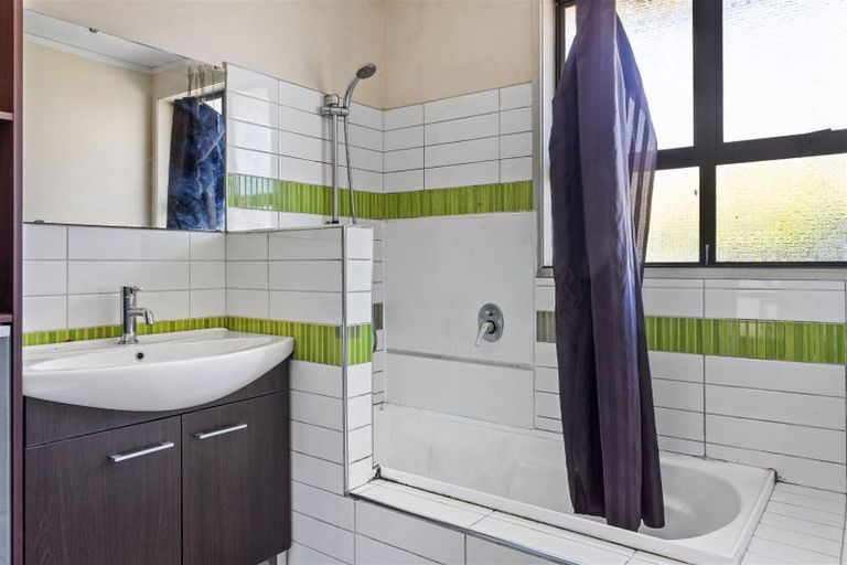 Photo of property in 18 Whitefield Street, Kaiapoi, 7630