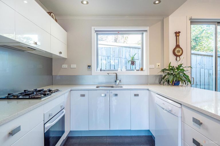 Photo of property in 12 Grasmere Street, Waimataitai, Timaru, 7910