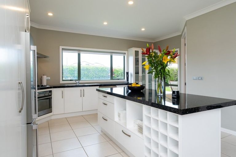 Photo of property in 1 Hunter Drive, Awatoto, Napier, 4110