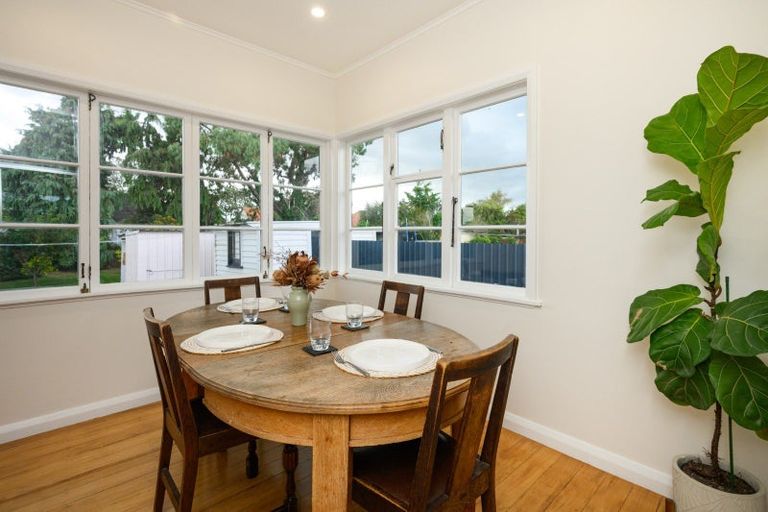 Photo of property in 97 Savage Crescent, West End, Palmerston North, 4412