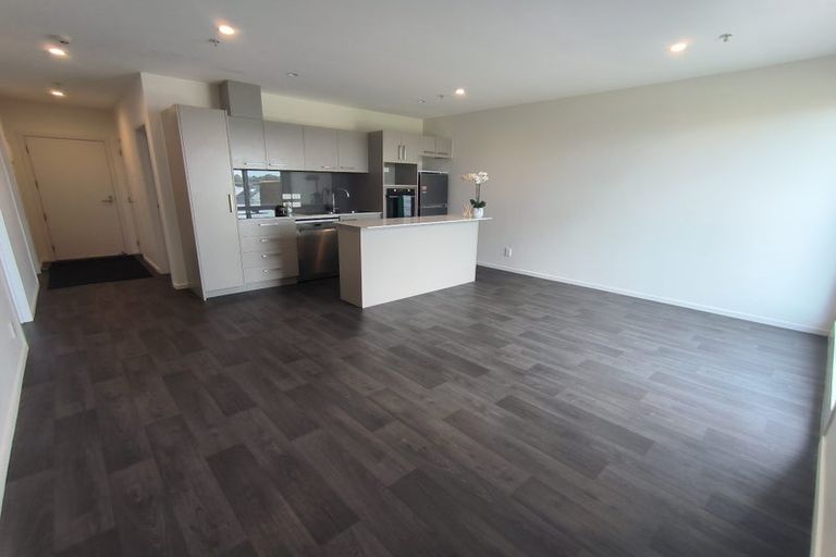 Photo of property in 303/160d Hobsonville Point Road, Hobsonville, Auckland, 0616