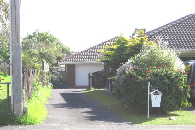 Photo of property in 1/64 Rathgar Road, Henderson, Auckland, 0610