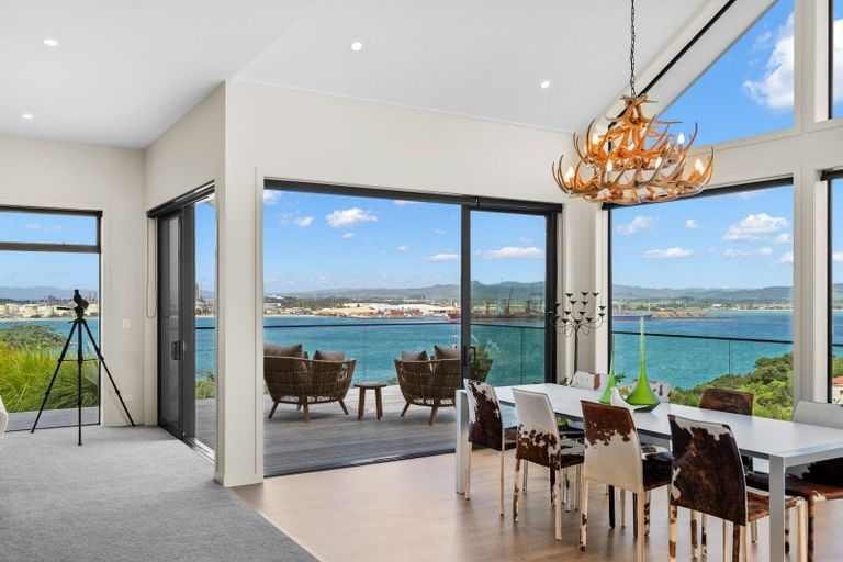 Photo of property in 6 The Heights, Whangarei Heads, Whangarei, 0174