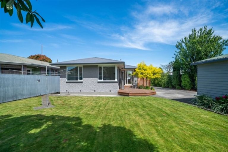 Photo of property in 4 Roswell Place, Islington, Christchurch, 8042