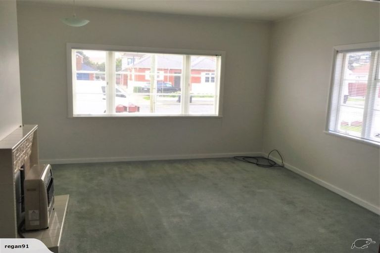 Photo of property in 8 Fife Lane, Miramar, Wellington, 6022