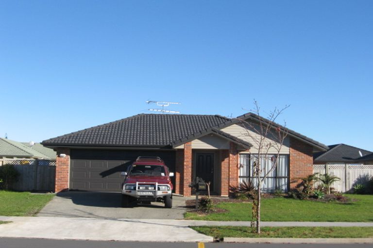 Photo of property in 174 Wattle Farm Road, Wattle Downs, Auckland, 2103