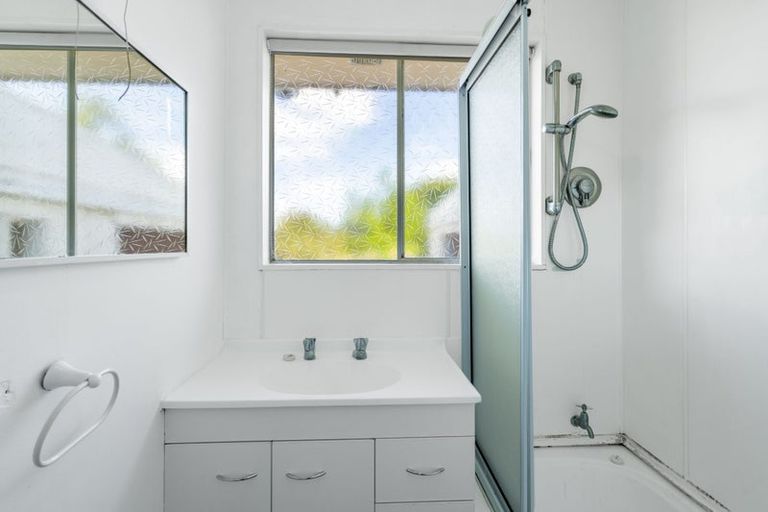 Photo of property in 11 Hamilton Street, East Gore, Gore, 9710