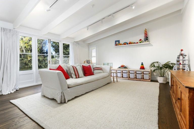 Photo of property in 291 North Road, Clevedon, Papakura, 2582