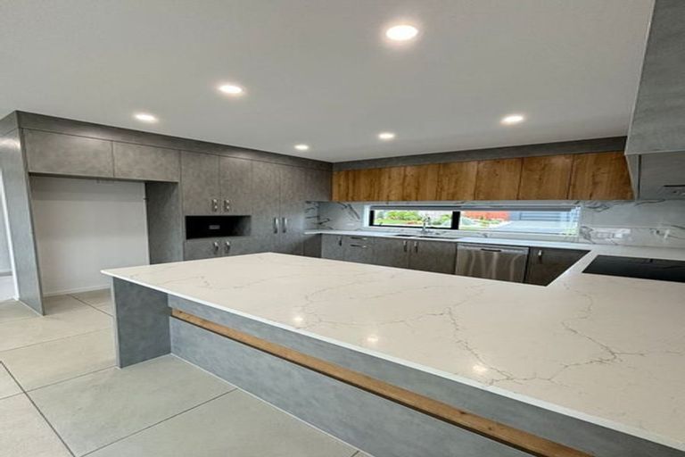 Photo of property in 16 Sequel Road, Halswell, Christchurch, 8025