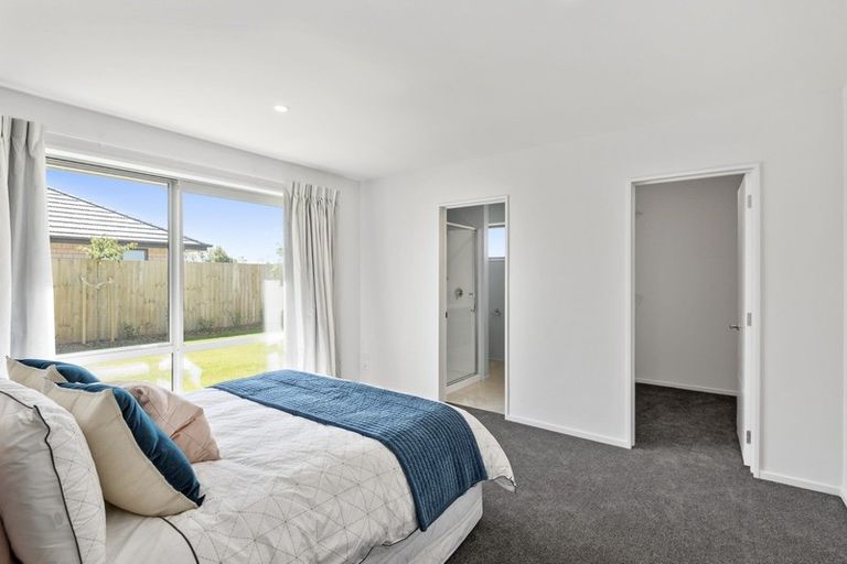 Photo of property in 6 Derek Anderson Place, Halswell, Christchurch, 8025