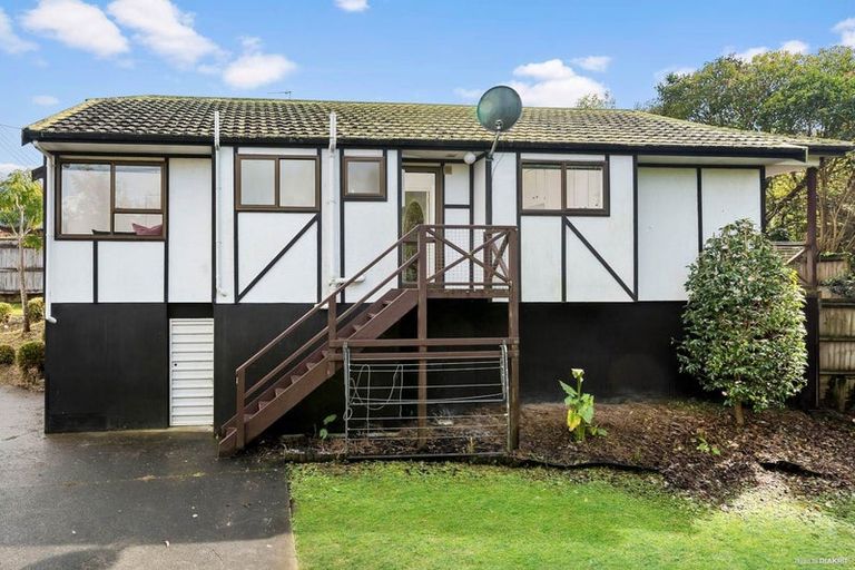 Photo of property in 3/39 Sunnynook Road, Forrest Hill, Auckland, 0620