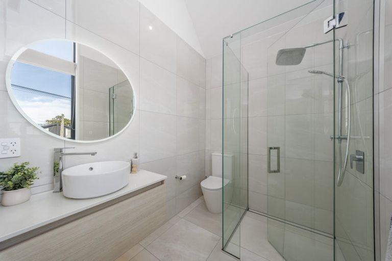 Photo of property in 129 Edgeware Road, St Albans, Christchurch, 8014
