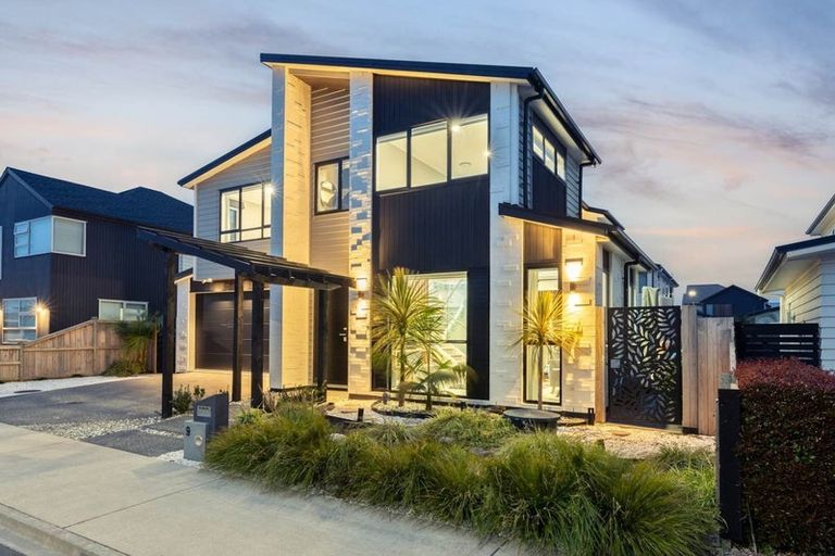 Photo of property in 9 Habitat Place, Hobsonville, Auckland, 0616