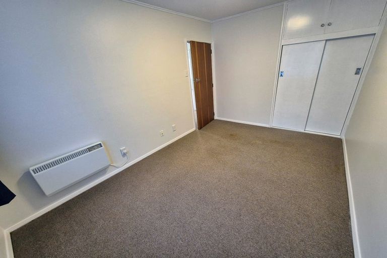 Photo of property in 2/97 Cockayne Road, Khandallah, Wellington, 6035