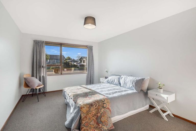 Photo of property in 38 Oakhampton Street, Hornby, Christchurch, 8042