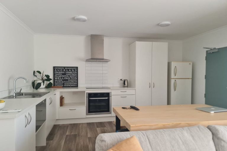 Photo of property in 13/18 Titoki Street, Te Atatu Peninsula, Auckland, 0610