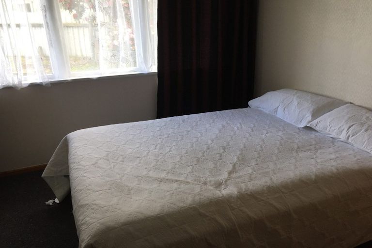 Photo of property in 15 Te Rangitautahanga Road, Turangi, 3334