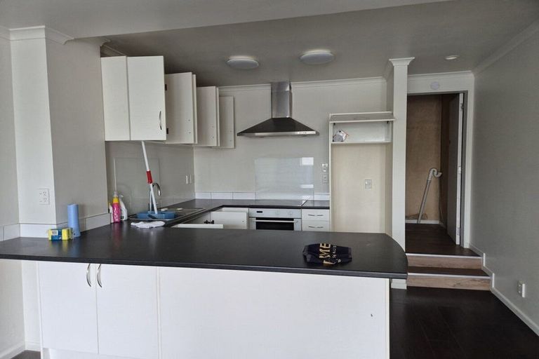 Photo of property in 3 Cruickshank Street, Kilbirnie, Wellington, 6022