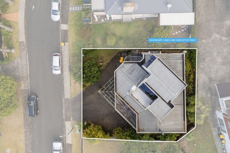 Photo of property in 1a Prestige Place, Castor Bay, Auckland, 0620