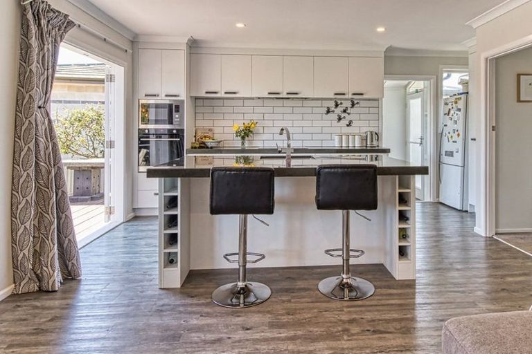 Photo of property in 49 Elliott Crescent, Havelock North, 4130