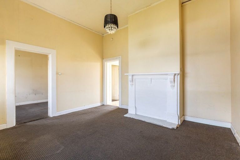 Photo of property in 17 Allardice Street, Dannevirke, 4930