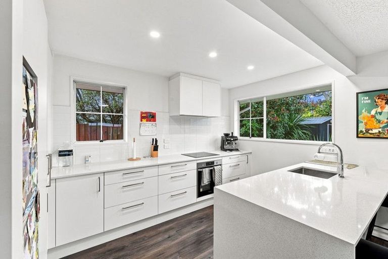Photo of property in 2/23 Montclare Avenue, Ilam, Christchurch, 8041