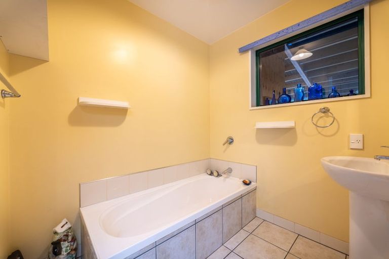 Photo of property in 18 Chateau Close, Gleniti, Timaru, 7910