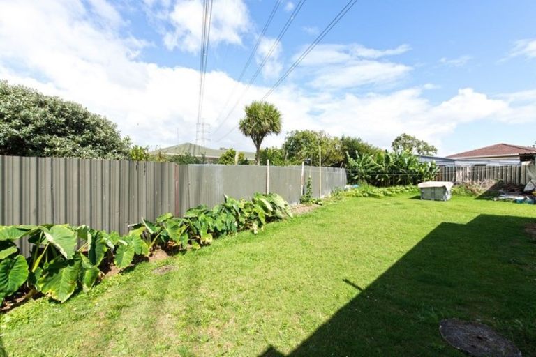 Photo of property in 9 Treviso Place, Clover Park, Auckland, 2023