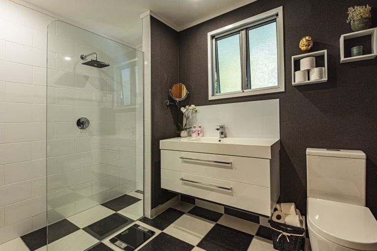 Photo of property in 100 School Road, Paihia, 0200