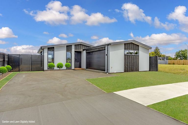Photo of property in 25 Hanmer Crescent, Rangiora, 7400
