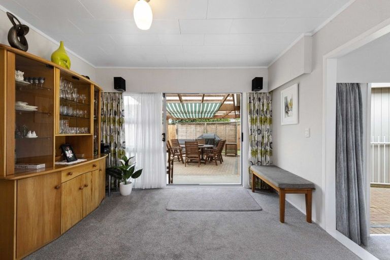 Photo of property in 18 Lakeside Drive, Pahurehure, Papakura, 2113