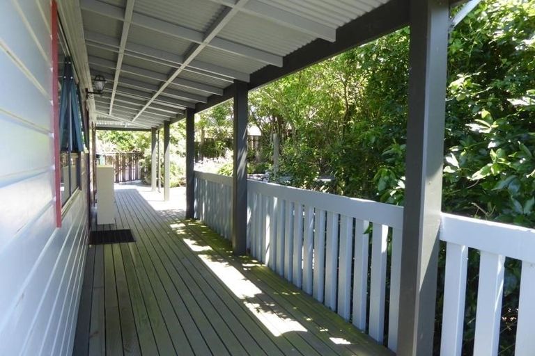 Photo of property in 14 Marjory Close, Broadmeadows, Wellington, 6035