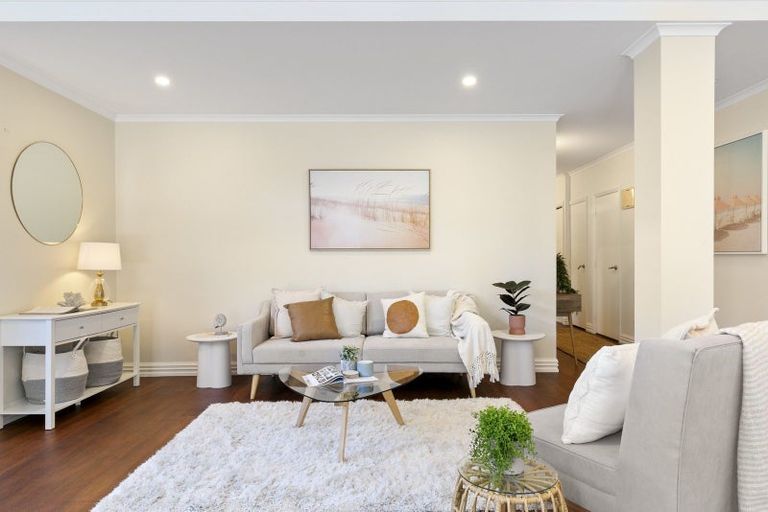 Photo of property in 1 Stowe Hill, Thorndon, Wellington, 6011