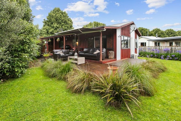 Photo of property in 13 Miller Street, Otane, 4202