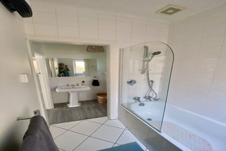 Photo of property in 6 Barton Terrace, Thorndon, Wellington, 6011