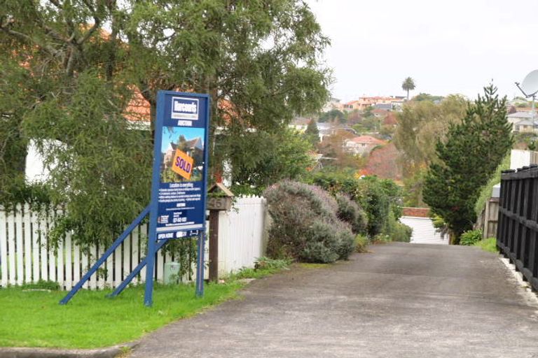 Photo of property in 45 Sale Street, Cockle Bay, Auckland, 2014